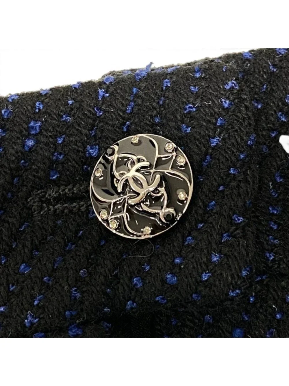 Chanel brand color